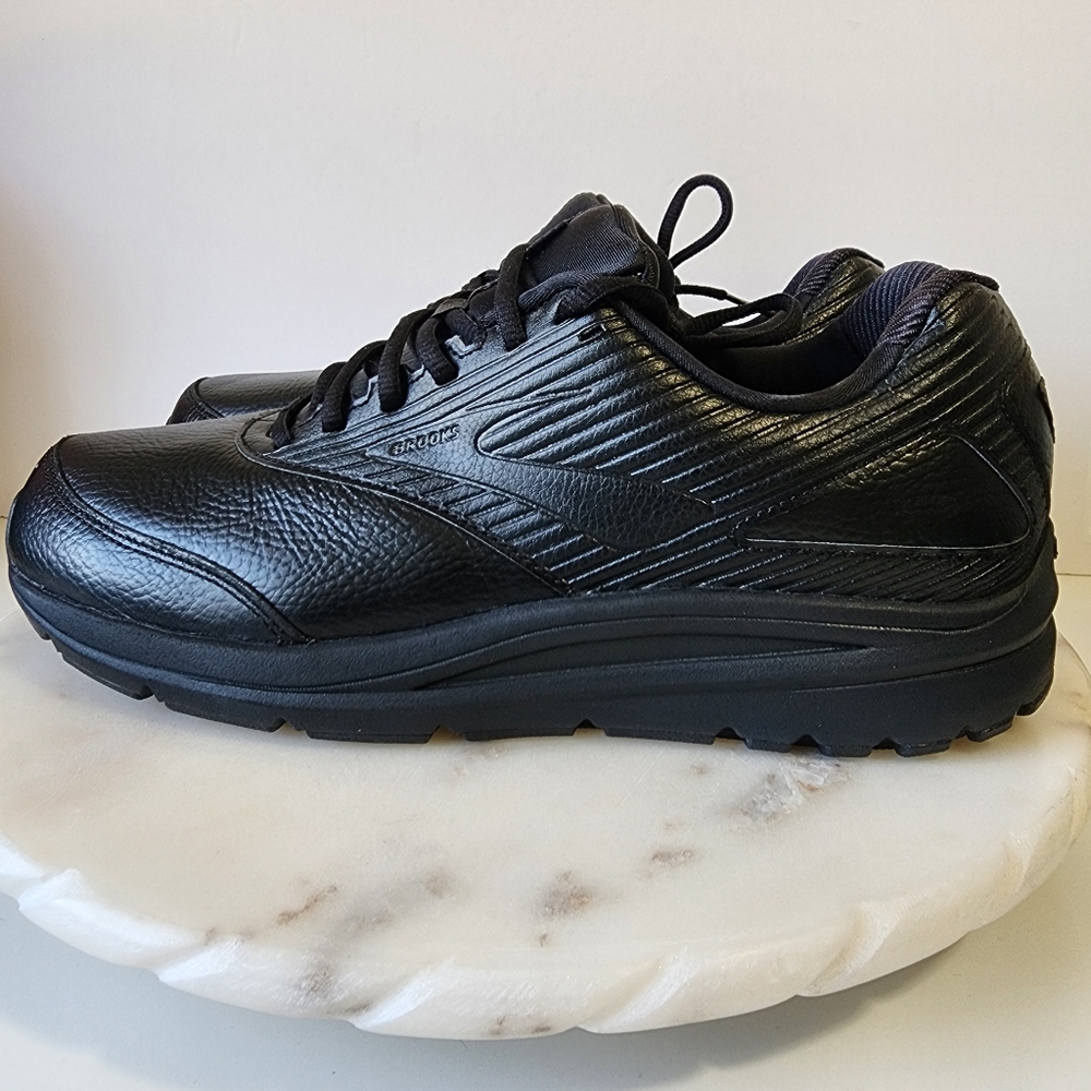 Brooks Women's Addiction Walker 2 Black Shoes Sneakers Size 12B   1203071B072
